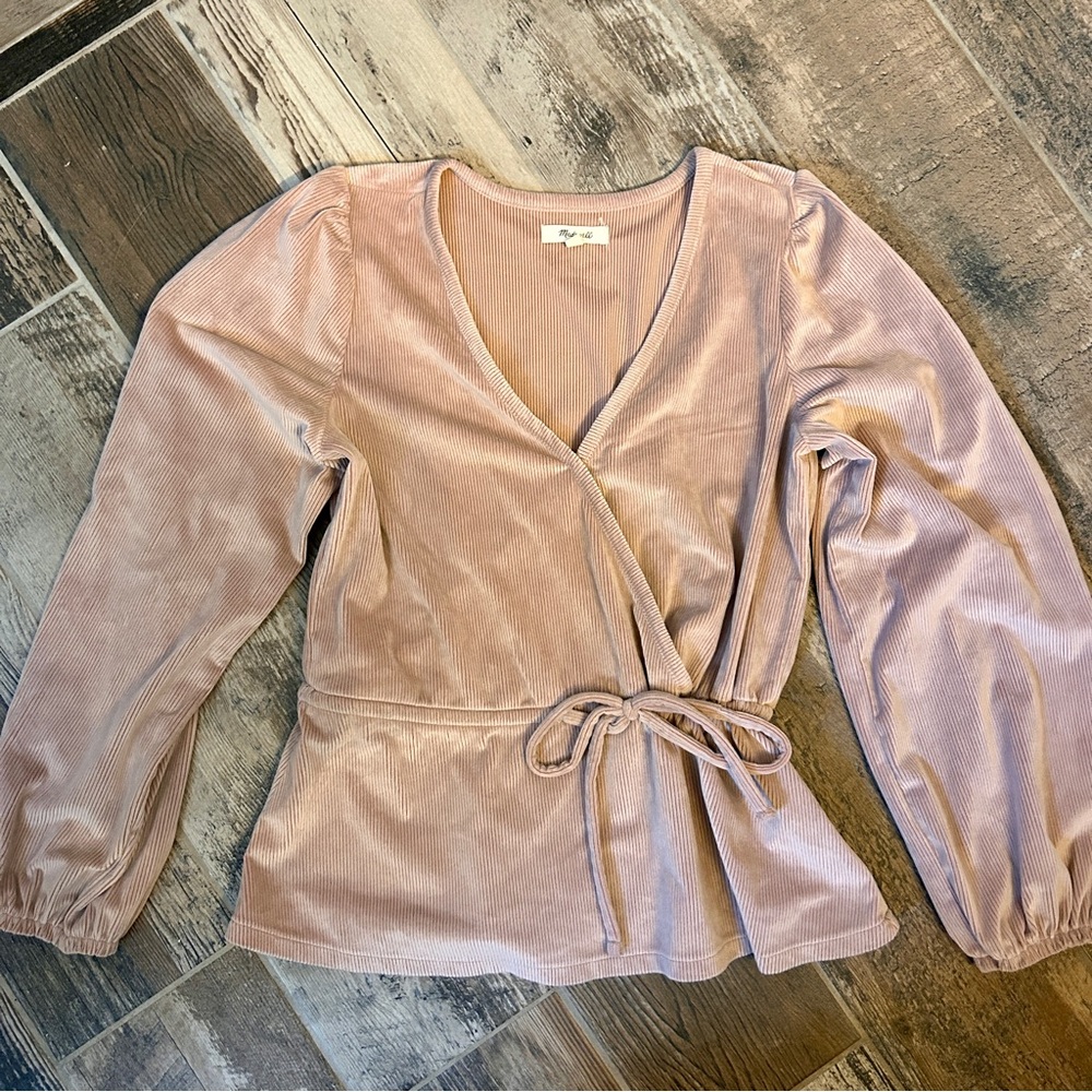 🌸 Madewell 🌸Blush Pink Velour Wrap Blouse in Size Small